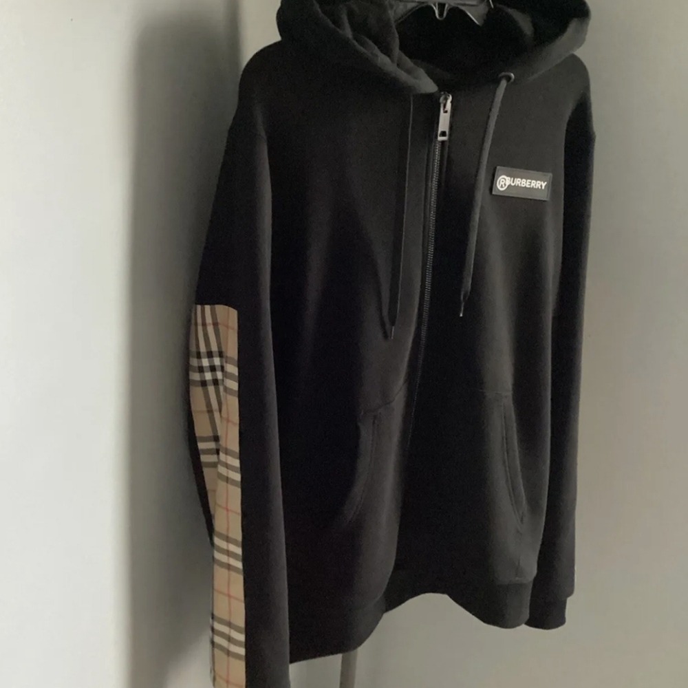 Burberry Hoodie M 100% Authentic